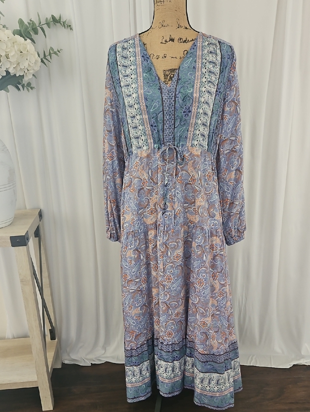 Size M R. Vivimos Bohemian Paisley Maxi Dress in Lavender Blue